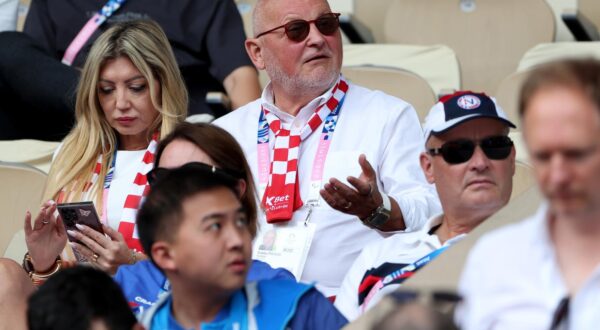 03.08.2024., Pariz, Francuska - XXXIII. Olimpijske igre Pariz 2024. Finale zenskog tenisa na centranom terenu Philippe Chatrier Roland Garrosa, Donna Vekic, Hrvatska - Qinwen Zheng, Kina. Photo: Igor Kralj/PIXSELL