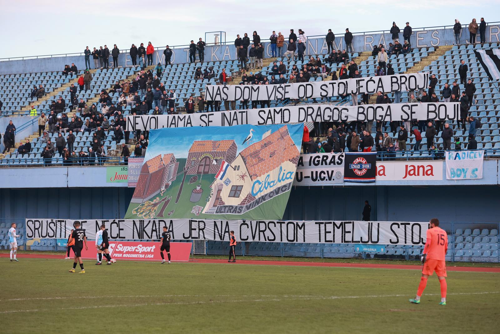 05.12.2023., stadion Cibalia, Vinkovci - SuperSport Hrvatski nogometni kup, osmina finala, HNK Cibalia - HNK Rijeka. Transparent navijaca Cibalije, Ultrasa. Photo: Davor Javorovic/PIXSELL