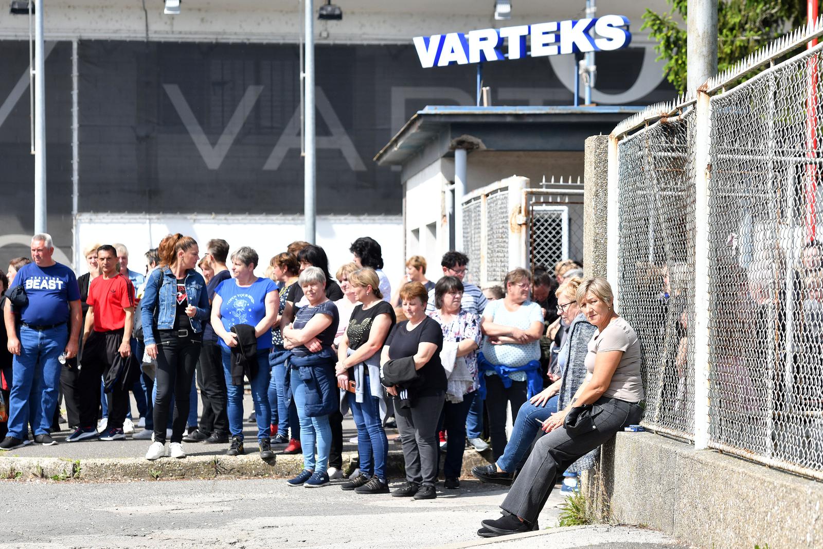 06.05.2024., Varazdin- Zbog neisplate placa radnici Varteksa krenuli u strajk.
Photo: Vjeran Zganec Rogulja/PIXSELL Photo: Vjeran Zganec Rogulja/PIXSELL