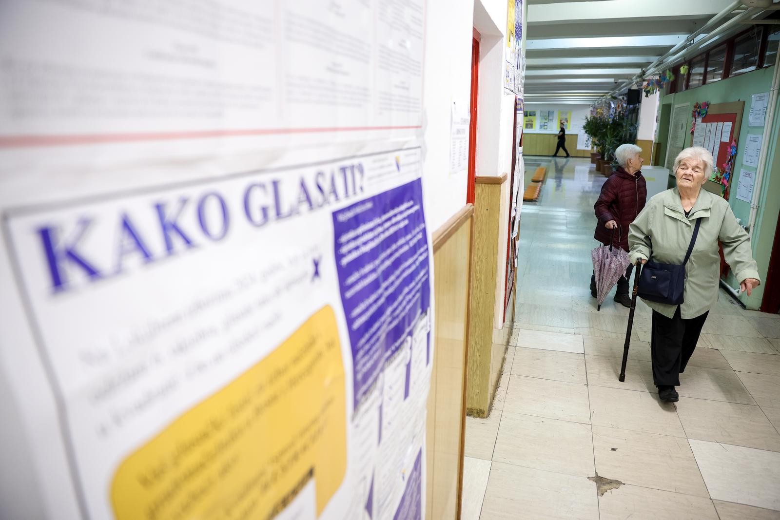 06.10.2024., Sarajevo, Bosna i Hercegovina - Jutros u 7 otvorena su biralista na kojima gradjani Bosne i Hercegovine glasaju za ukupno 26.089 kandidata. Photo: Armin Durgut/PIXSELL