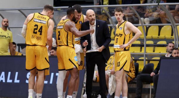 06.10.2024., dvorana Gripe, Split - AdmiralBet ABA liga, KK Split - KK Crvena Zvezda MeridianBet. trener Splita Slaven Rimac Photo: Ivana Ivanovic/PIXSELL