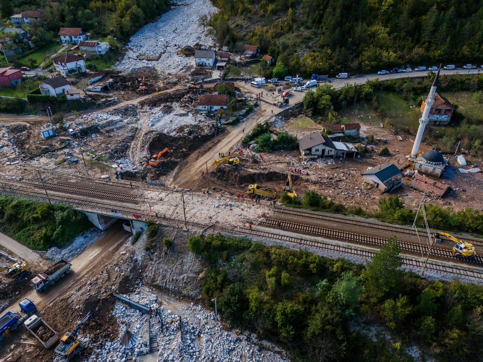 07.10.2024., Donja Jablanica -  Pogled iz zraka na odron i posljedice poplava koje su pogodile Bosnu i Hercegovinu. Photo: Zvonimir Barisin/PIXSELL