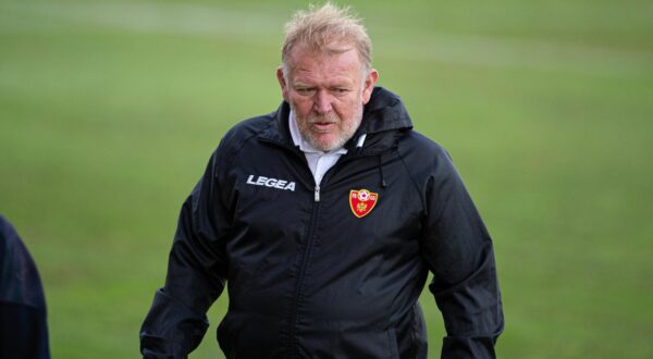 08, October, 2024, Podgorica The training of the A national team of Montenegro as part of preparations for the upcoming UEFA Nations League matches with Turkey and Wales was held at the FSCG Training Camp. Robert Prosinecki. Photo: R.R./ATAImages

08, oktobar, 2024, Podgorica - Trening A reprezentacije Crne Gore u sklopu priprema za predstojece meceve UEFA Lige nacije sa Turskom i Velsom odrzan je u Trening kampu FSCG. Photo: R.R./ATAImages

 Photo: R.R./ATA Images/PIXSELL