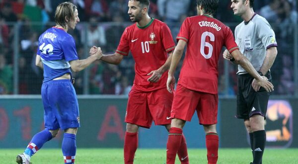 10.06.2013., Stade de Geneve, Zeneva - Prijateljska nogometna utakmica, Hrvatska - Portugal. Luka Modric, Ruben Amorim. rPhoto: Goran Stanzl/PIXSELL