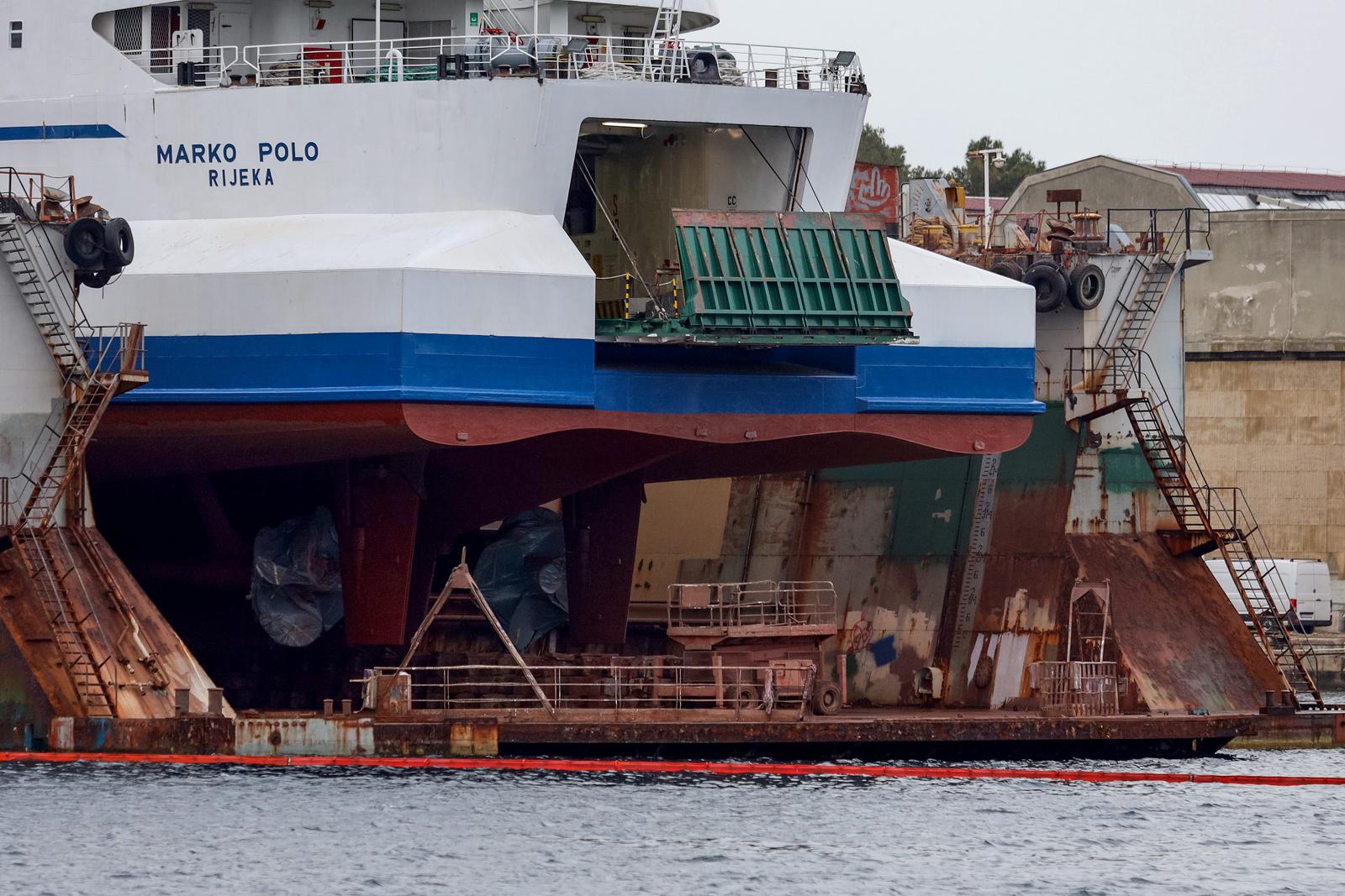 13.02.2024., Losinj - Trajekt Marko Polo na redovnom godisnjem odrzavanju u Losinju Photo: Sime Zelic/PIXSELL