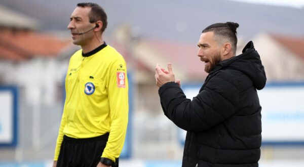 08.04.2023., Posusje, Bosna i Hercegovina - Premijer liga, HSK Posusje - FK Sloboda. Bivsi nogometas hrvatske reprezentacije Danijel Pranjic trener je Slobode iz Tuzle. Photo: Denis Kapetanovic/PIXSELL