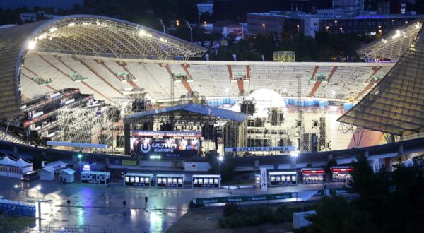 15.07.2016., Split - Zbog jake bure i kise odgodjen je pocetak festivala Ultra Europe. Prazan stadion Poljud na kojem ce se odrzati Ultra Europe Festival."nPhoto: Borna Filic/PIXSELL