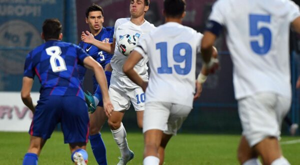 15.10.2024., Gradski stadion Ivan Kusek Apas, Koprivnica - Kvalifikacije za UEFA Europsko U-21 prvenstvo, skupina G, Hrvatska - Grcka. Dominik Prpic, Georgios Koutsias Photo: Vjeran Zganec Rogulja/PIXSELL