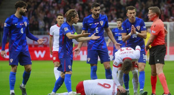 15.10.2024., Nacionalni stadion PGE, Varsava, Poljska - UEFA Liga nacija, Liga A, skupina 1, 4. kolo, Poljska - Hrvatska. Luka Modric, Josip Sutalo, Ivan Perisic, Robert Lewandowski, Nicola Zalewski Photo: Jacek Szydlowski/Forum/PIXSELL