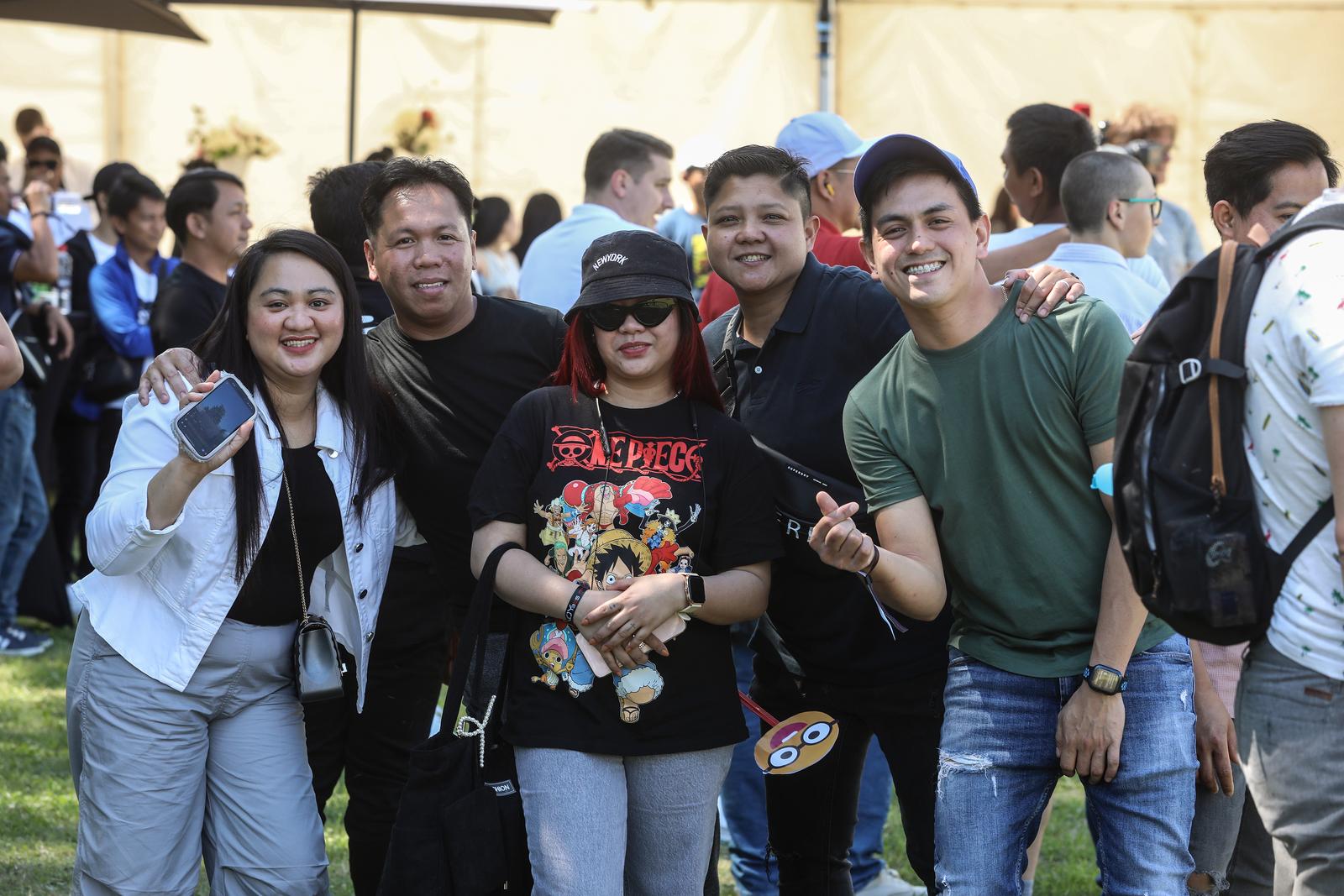 18.05.2024. ,Zagreb - Uz jezero Jarun odrzan Pinoy Event koji povezuje radnike s Filipina i hrvatske poslodavce. Veselo druzenje uz igre i natjecanja ispunili su jarunsku livadu radnicima i njihovim obiteljima te naravno poslodavcima i posjetiteljima Jaruna.  Photo: Robert Anic/PIXSELL