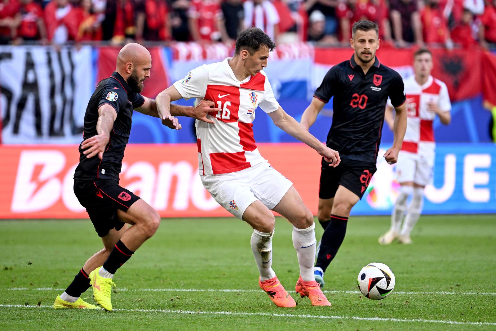 19.06.2024., Volksparkstadion, Hamburg, Njemacka - Europsko prvenstvo 2024., skupina B, 2. kolo, Hrvatska - Albanija. Ante Budimir. Photo: Marko Lukunic/PIXSELL