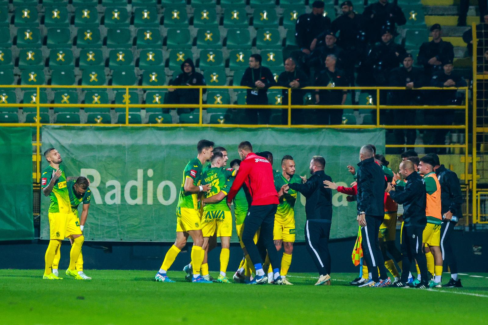 19.10.2024., Pula -  U 10. kolu SuperSport HNL, Istra 19161 na Aldo Drosina stadionu, ugostila je Dinamo. Photo: Srecko Niketic/PIXSELL