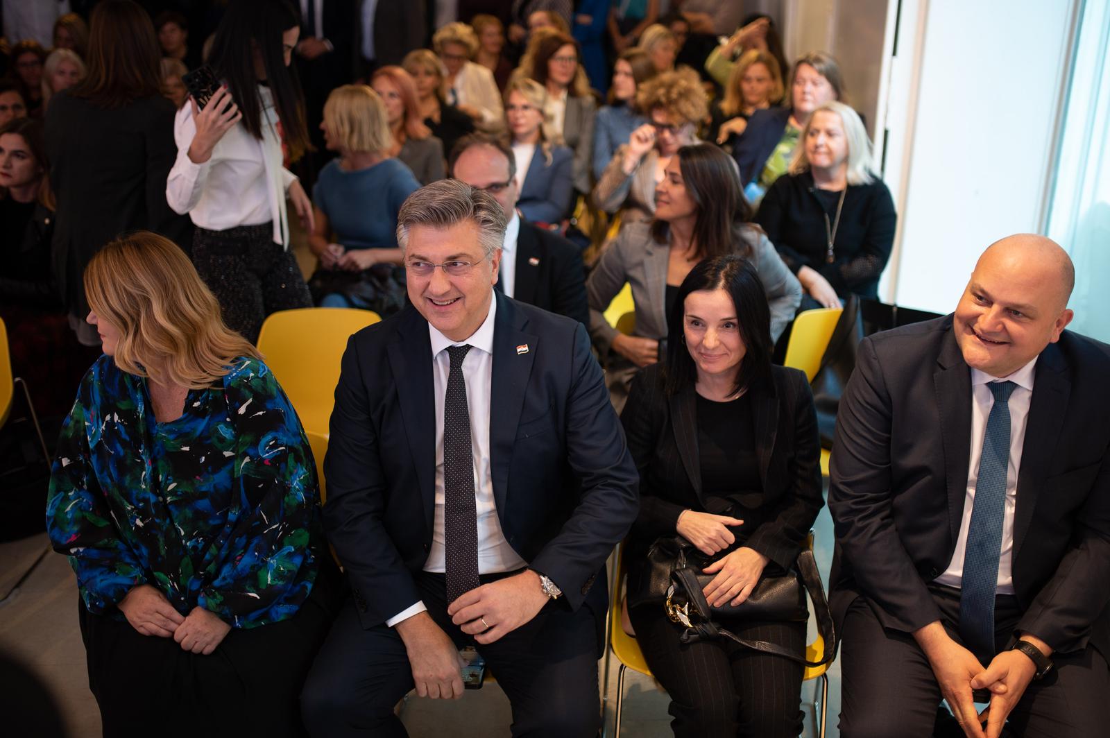 22.10.2024., Zagreb - Predsjednik Vlade Andrej Plenkovic sudjelovao je na svecanosti predstavljanja Udruge Lead.You u galeriji Oris na adresi Ul. kralja Drzislava 3. Photo: Marko Juric/PIXSELL