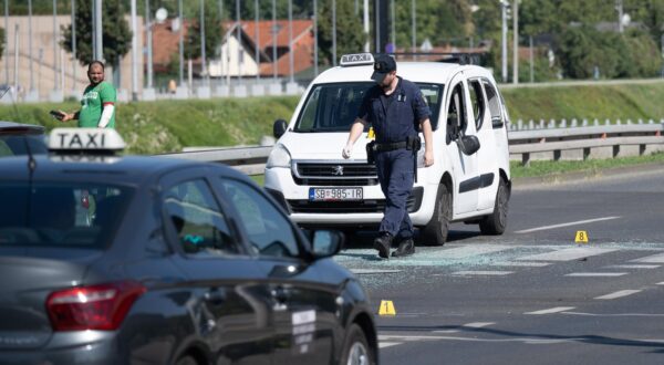 25.08.2024., Zagreb - Prometna nesreca na krizanju Avenije Veceslava Holjevca i Slavonske avenije kod zgrade Nacionslane i sveucilisne knjiznice. Policija provodi ocevid. Photo: Davor Puklavec/PIXSELL