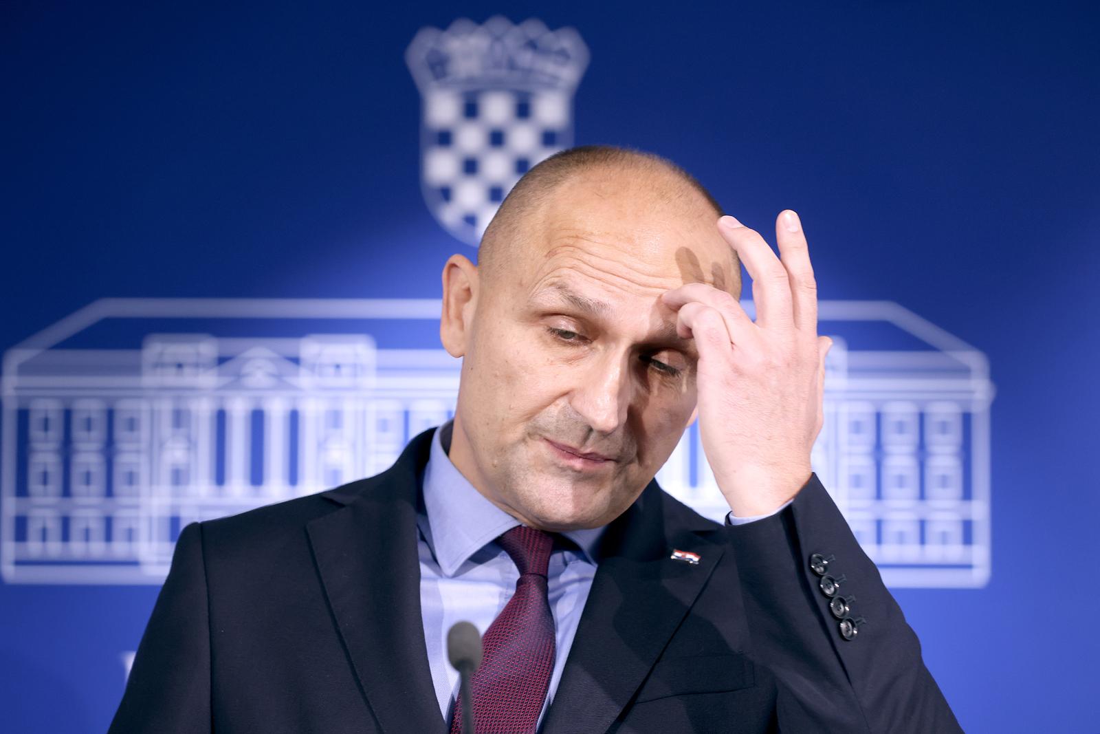 25.09.2024., Zagreb - Na konferenciji za medije odrzanoj u Saboru o sjednici odbora za obranu govorili su je Arsen Bauk i Ivan Anusic. Photo: Patrik Macek/PIXSELL