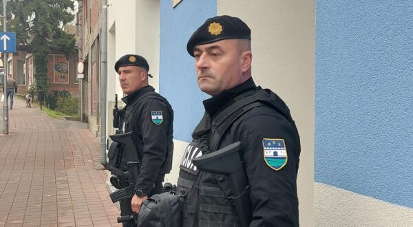 25.10.2024., Bosanska Krupa, Bosna i Hercegovina - Policijska postaja Krupa gdje e maloljetnik jednog poilicajca ubio, a drugog ranio. Photo: Dejan Rakita/PIXSELL