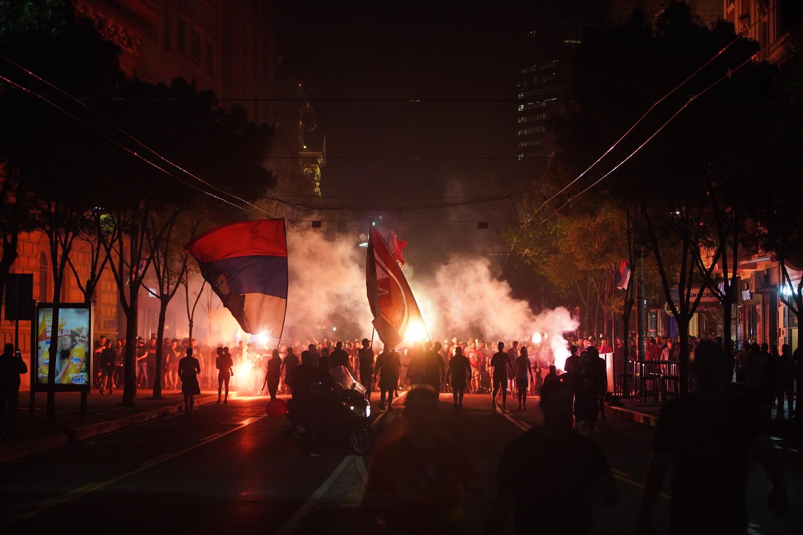 25, May, 2024, Belgrade - Celebration of the title of FK Crvena Zvezda players and celebration of Zvezda fans on the streets of Belgrade. Photo: Antonio Ahel/ATAImages
 
25, maj, 2024, Beograd - Proslava titule igraca FK Crvena zvezda i slavlje navijaca Zvezde na beogradskim ulicama. Photo: Antonio Ahel/ATAImages Photo: Antonio Ahel/ATAImages/PIXSELL