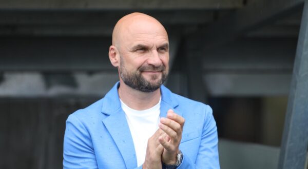 26.05.2024., Rijeka - SuperSport HNK 23/24, stadion na Rujevici, HNK Rijeka - NK Slaven Belupo, 36 kolo. Trener Rijeke Zeljko Sopic. Photo: Goran Kovacic/PIXSELL