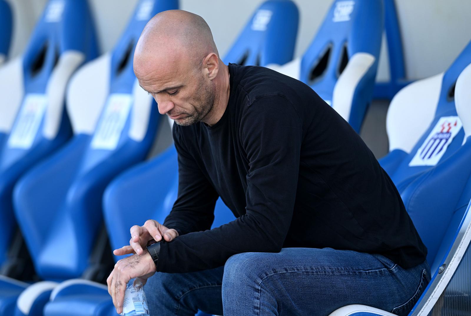 28.10.2023., stadion u Kranjcevicevoj ulici, Zagreb - SuperSport HNL, 13. kolo, NK Rudes - NK Varazdin. Trener Rudesa Toni Golem Photo: Marko Lukunic/PIXSELL