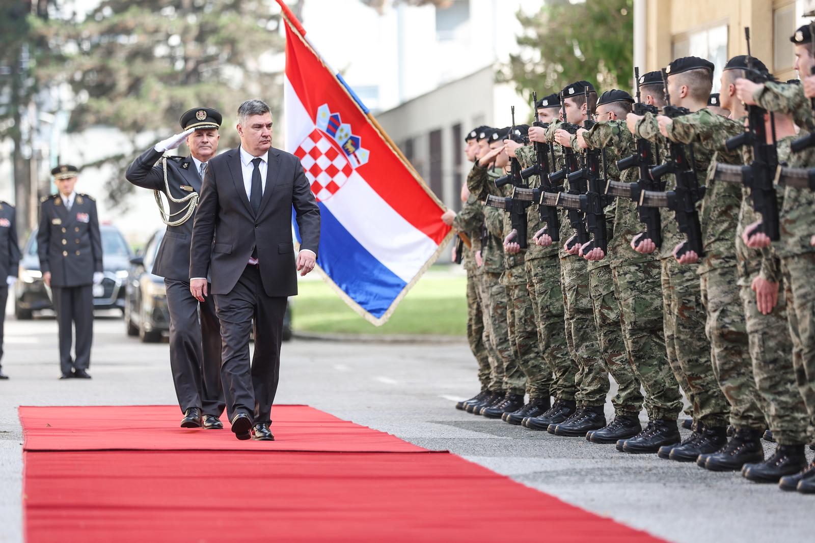 30.10.2024.., Zagreb - U Hrvatskom vojnom ucilistu „dr. Franjo Tudjman“ predsjednik Republike i vrhovni zapovjednik Oruzanih snaga Republike Hrvatske Zorn Milanovic sudjelovao je na svecanosti dodjele cinova i prijama u djelatnu vojnu sluzbu 17. i 18. narastaja kadeta, 17. narastaja Temeljne sasniske izobrazbe Zdravstvene sluzbe i 12. narastaja Temeljne casnicke izobrazbe Zdravstvene sluzbe-vojni specijalisti Hrvatskog vojnog ucilista „dr. Franjo Tudjman“.
 Photo: Slavko Midzor/PIXSELL