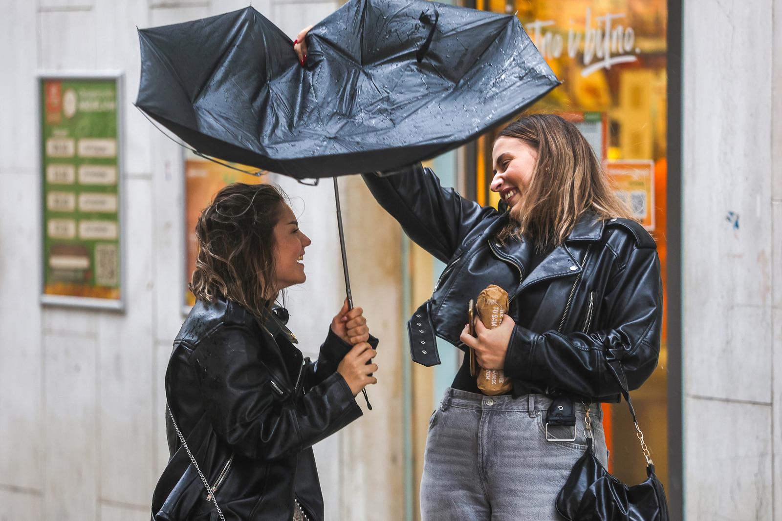 10.10.2024., Pula - Kisni dan u Puli. Photo: Srecko Niketic/PIXSELL