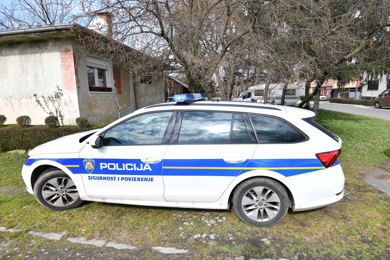 09.03.2023., Varazdin - Zeljko Hatlak ubijen je 24. veljace. Policija je nakon istrage uhitila 44-godisnjaka kojeg sumnjice za ubojstvo. Na fotografijama je policijski ocevid u kuci u kojoj je zivio pokojni Zeljko Hatlak. Photo: Vjeran Zganec Rogulja/PIXSELL Photo: Vjeran Zganec Rogulja/PIXSELL