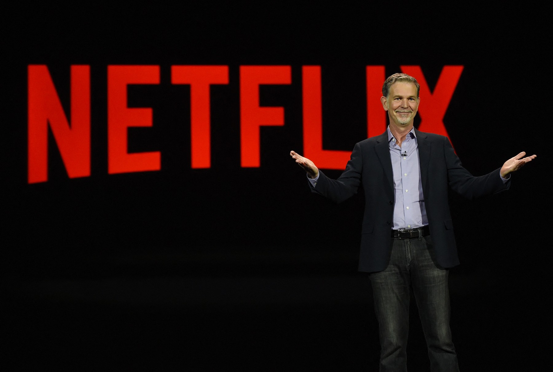 LAS VEGAS, NV - JANUARY 06: Netflix CEO Reed Hastings delivers a keynote address at CES 2016 at The Venetian Las Vegas on January 6, 2016 in Las Vegas, Nevada. CES, the world's largest annual consumer technology trade show, runs through January 9 and is expected to feature 3,600 exhibitors showing off their latest products and services to more than 150,000 attendees.   Ethan Miller,Image: 270690312, License: Rights-managed, Restrictions: , Model Release: no, Credit line: Ethan Miller / Getty images / Profimedia