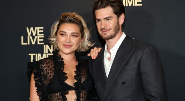 NEW YORK, NEW YORK - SEPTEMBER 09: (L-R) Florence Pugh and Andrew Garfield attend A24's "We Live in Time" New York Screening at Crosby Street Hotel on September 09, 2024 in New York City.   Marleen Moise,Image: 906201307, License: Rights-managed, Restrictions: , Model Release: no, Credit line: Marleen Moise / Getty images / Profimedia