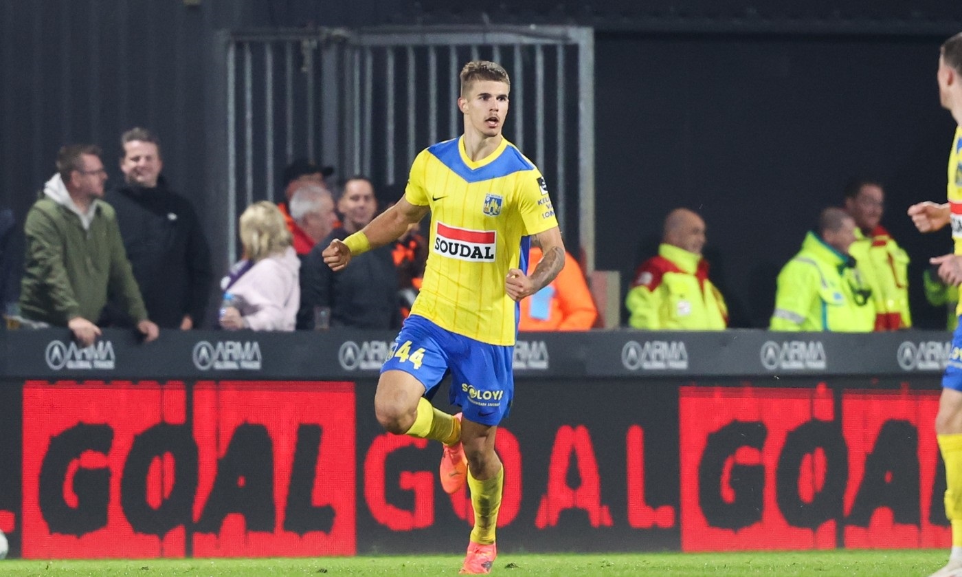 Westerlo's Luka Vuskovic celebrates after scoring during a soccer match between KVC Westerlo and Beerschot VA, Friday 04 October 2024 in Westerlo, on the tenth day of the 2024-2025 'Jupiler Pro League' first division of the Belgian championship. BELGA PHOTO VIRGINIE LEFOUR,Image: 916496017, License: Rights-managed, Restrictions: *** World Rights Except Belgium and France *** BELOUT FRAOUT, Model Release: no, Credit line: Belga / ddp USA / Profimedia