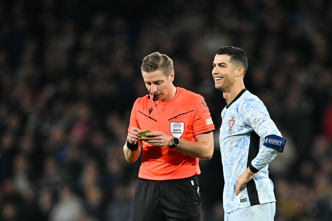 Portugal's forward #07 Cristiano Ronaldo (R) talks to the referee during the UEFA Nations League, League A Group A1 football match between Scotland and Portugal at Hampden Park Stadium in Glasgow, on October 15, 2024.,Image: 921551119, License: Rights-managed, Restrictions: , Model Release: no, Credit line: ANDY BUCHANAN / AFP / Profimedia