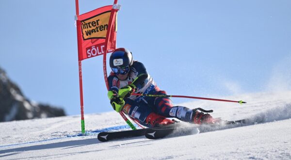 Croatia's Filip Zubcic competes during the first run of the men's Giant Slalom of the FIS Alpine Ski World Cup in Soelden, Austria, on October 27, 2024.,Image: 926977731, License: Rights-managed, Restrictions: , Model Release: no, Credit line: KERSTIN JOENSSON / AFP / Profimedia