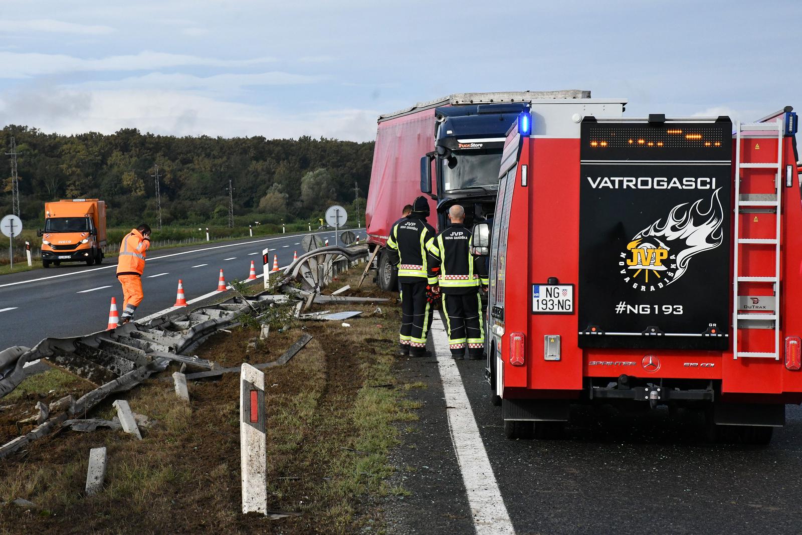 17.09.2024., Okucani - Teska prometna nesreca na A3 Bregana-Lipovac izmedju cvora Nova Gradiska i cvora Okucani. Photo: Ivica Galovic/PIXSELL