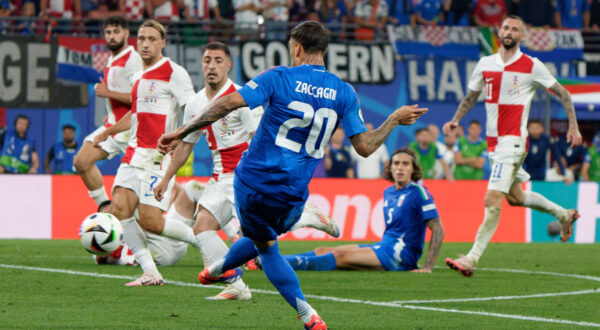 Mattia Zaccagni of Italy scores a goal of 1-1 during UEFA EURO, EM, Europameisterschaft,Fussball 2024 - Croatia vs Italy, UEFA European Football Championship in Leipzig, Germany, June 24 2024 PUBLICATIONxNOTxINxITA Copyright: xx/xx IPA_Agency_IPA47450125