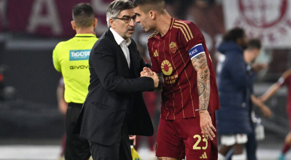 Ivan Juric coach of A.S. Roma and Gianluca Mancini of A.S. Roma during the 10th day of the Serie A Championship between A.S. Roma and Torino F.C. at the Olympic Stadium on October 31, 2024 in Rome, Italy. PUBLICATIONxNOTxINxITA Copyright: xDomenicoxCippitelli/IPAxSportx/x/xx IPA_51145035 IPA_Agency_IPA51145035