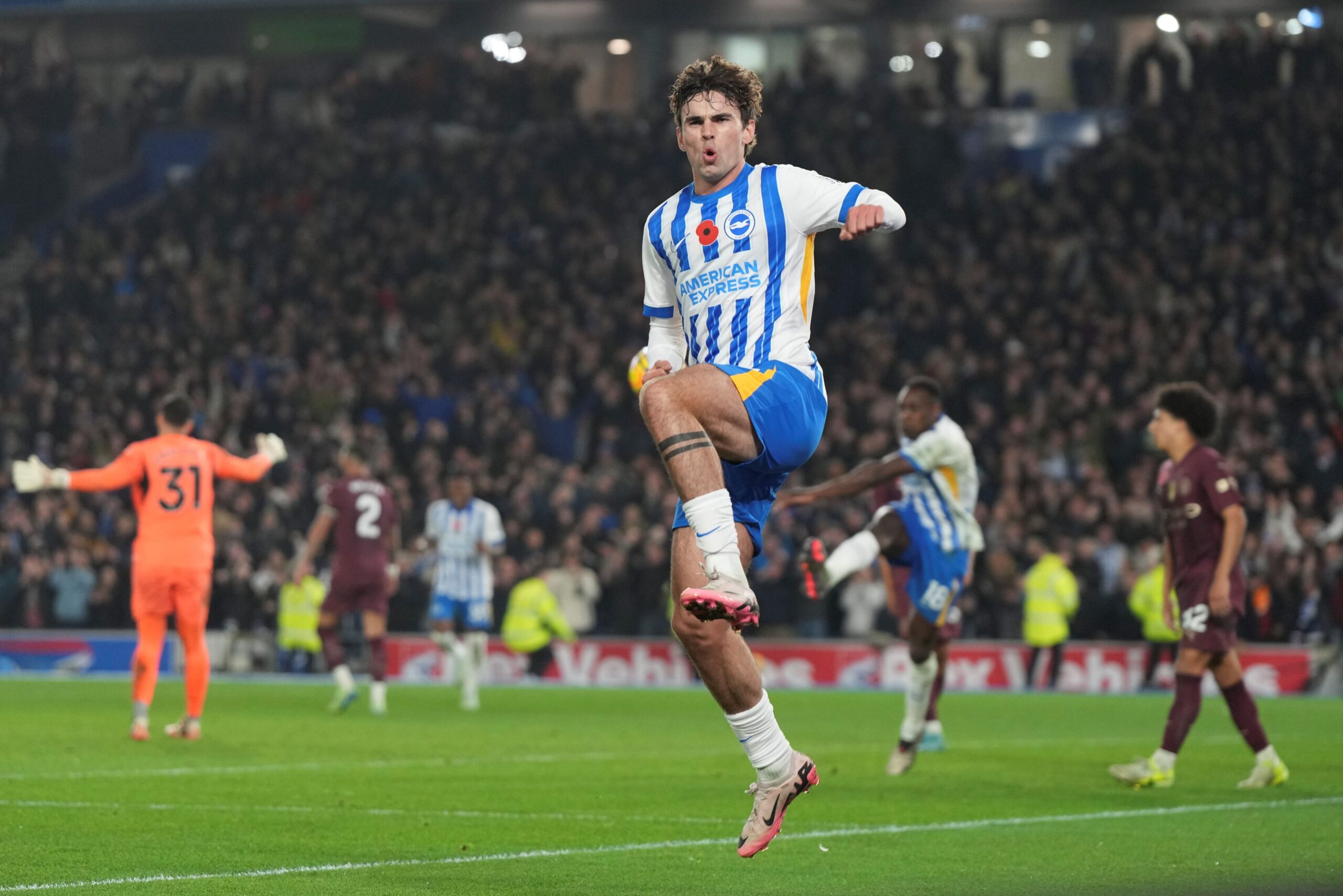 Brighton's Matt O'Riley reacts after scoring during the English Premier League soccer match between Brighton and Manchester City at Falmer Stadium in Brighton, England, Saturday, Nov. 9, 2024. (AP Photo/Alastair Grant) Britain Soccer Premier League