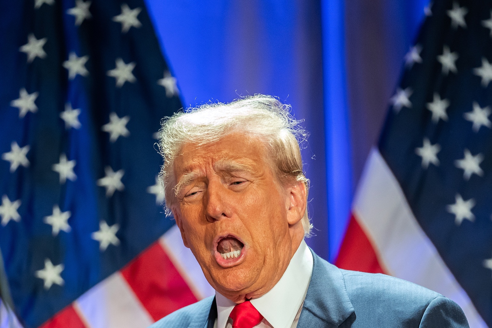 epa11719536 US President-elect Donald Trump gestures during a meeting with House Republicans at the Hyatt Regency hotel in Washington, DC, USA, 13 November 2024.  EPA/ALLISON ROBBERT / POOL