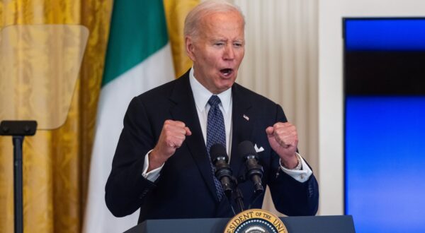 epa11663396 US President Joe Biden delivers remarks at an Italian American Heritage Month reception in the East Room of the White House in Washington, DC, USA, 16 October 2024. First Lady Dr. Jill Biden also attended the event, and spoke about her Italian heritage.  EPA/JIM LO SCALZO