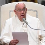 epa11682926 Pope Francis delivers a speech during a meeting with the Diocese of Rome community to mark the conclusion of '(Dis)equalities' journey, at the Basilica of Saint John Lateran, in Rome, Italy, 25 October 2024. The (Dis)equalities initiative, focused on ending inequalities, was launched in February to celebrate the 50th anniversary of the conference, 'The Responsibility of Christians in Response to the Expectations of Charity and Justice in the City of Rome', according to the Vatican.  EPA/MAURIZIO BRAMBATTI