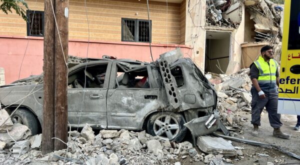 epa11699226 A damaged car following an Israeli airstrike southern Lebanese town of Ghazieh, 03 November 2024. According to the Lebanese Ministry of Health, more than 2,900 people have been killed and over 13,000 others injured in Lebanon since the escalation in hostilities between Israel and Hezbollah.  EPA/STR