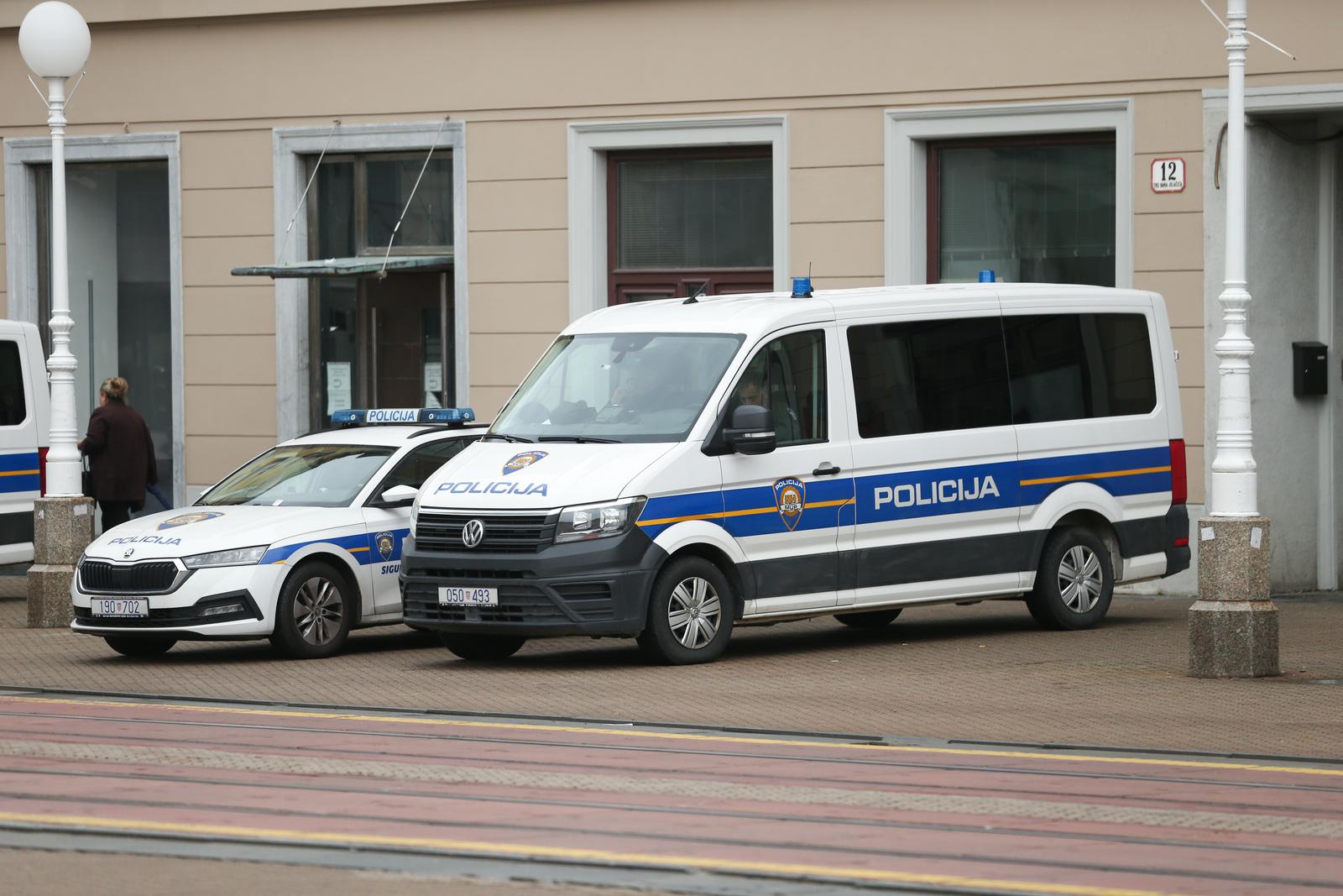 02.10.2024., Zagreb - Pojacana prisutnost policije u centru Zagreba uoci utakmice Lige prvaka. Photo: Luka Batelic/PIXSELL