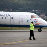 03.05.2023.,Mostar - Ponovno uvodjenje letova Zagreb-Mostar svecano je obiljezen slijetanjem zrakoplova Dash 8-Q400 u Zracnu luku Mostar, a povodom uspostave te zracne veze uprilicena je konferencija za medije na kojoj su se obratili direktor Croatia Airlines Jasmin Bajic, ravnatelj Zracne luke Mostar, Marko Djuzel te gradonacelnik Grada Mostara Mario Kordic.  Photo: Dejan Kapetanovic/PIXSELL