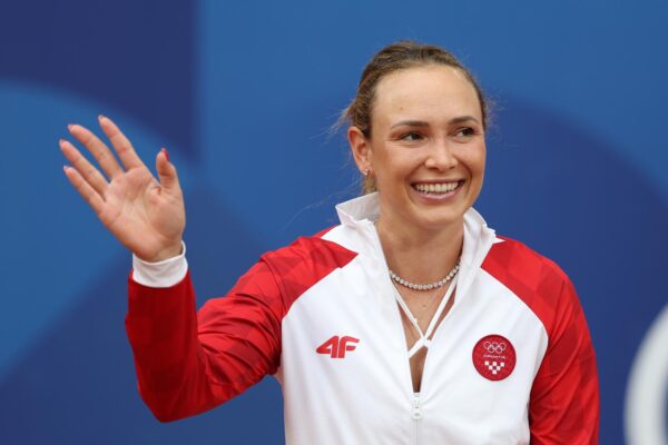 03.08.2024., Pariz, Francuska - XXXIII. Olimpijske igre Pariz 2024. Finale zenskog tenisa na centranom terenu Philippe Chatrier Roland Garrosa, Donna Vekic, Hrvatska - Qinwen Zheng, Kina. Photo: Igor Kralj/PIXSELL