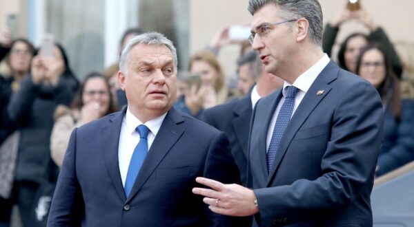 03.12.2018., Zagreb - U povodu sastanka na vrhu Srednjoeuropske inicijative predsjednik Vlade Andrej Plenkovic primio je u Banskim dvorima predsjednika vlade Madjarske Viktora Orbana. Photo: Patrik Macek/PIXSELL