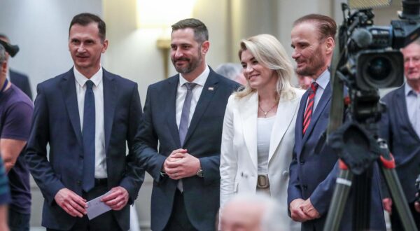 04.06.2024., Zagreb - U hotelu Sheraton odrzana je konferencija za medije predsjednika Svjetskog taekwondo saveza dr. Chunga-won Chouea, povodom toga sto je Sveta Katarina postati sluzbena bolnica Svjetskog taekwondo saveza. dopredsjednik Hrvaskog taekwondo saveza Dragan Primorac, ministar turizma i sporta Tonci Glavina, Nikolina Brnjac, predsjednik Hrvatskog taekwondo saveza Anto Nobilo Photo: Slavko Midzor/PIXSELL