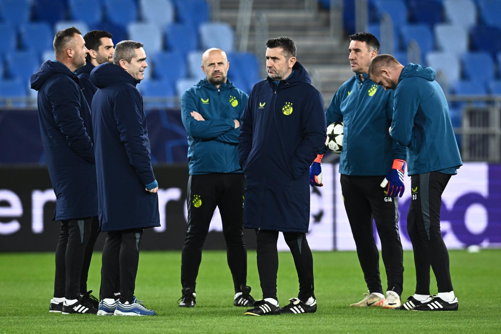 04.11.2024., Nacionalni stadion Tehelne pole, Bratislava, Slovacka - Trening nogometasa Dinama uoci utakmice 4. kola Lige prvaka izmedju SK Slovan Bratislava i GNK Dinamo. trener Dinama Nenad Bjelica Photo: Marko Lukunic/PIXSELL