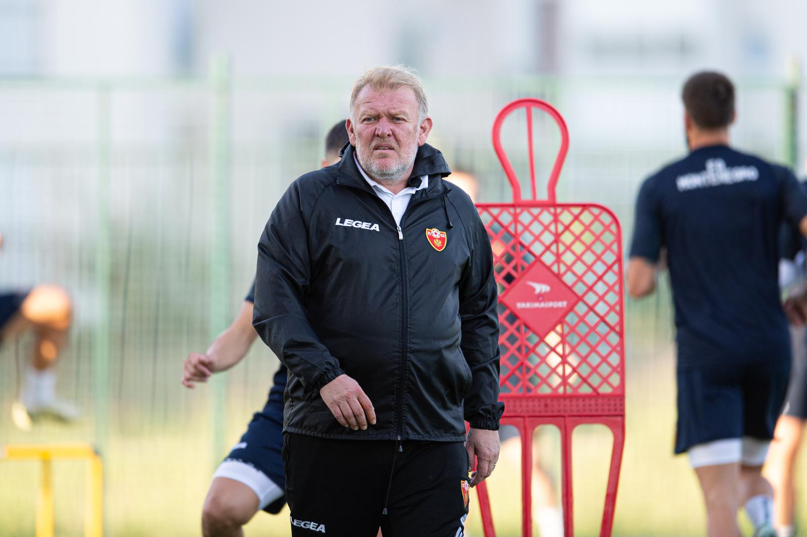 08, October, 2024, Podgorica The training of the A national team of Montenegro as part of preparations for the upcoming UEFA Nations League matches with Turkey and Wales was held at the FSCG Training Camp. Robert Prosinecki. Photo: R.R./ATAImages

08, oktobar, 2024, Podgorica - Trening A reprezentacije Crne Gore u sklopu priprema za predstojece meceve UEFA Lige nacije sa Turskom i Velsom odrzan je u Trening kampu FSCG. Photo: R.R./ATAImages

 Photo: R.R./ATA Images/PIXSELL