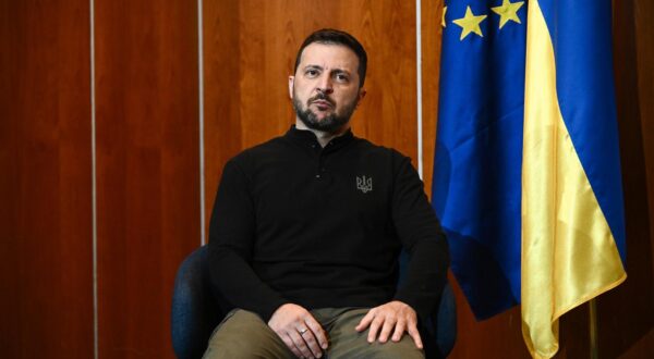 09.10.2024., Dubrovbnik - Ukrajinski predsjednik Volodimir Zelenski stigao je u Dubrovnik na 3. sastanak na vrhu Ukrajina - Jugoistocna Europa, na kojemu bi zemlje regije trebale dati podrsku Kijevu u borbi protiv ruske agresije. Photo: Marko Lukunic/PIXSELL