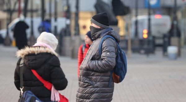 11.01.2024., Zagreb - Zagreb se jutros probudio u debelom minusu, a prema prognosticarima hladni val, najavljen od sutra do kraja vikenda, tek slijedi. 
 Photo: Patrik Macek/PIXSELL