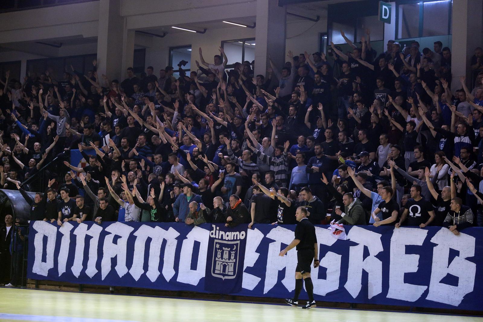 "n12.03.2016., SD Kutija sibica, Zagreb - Prva hrvatska malonogometna liga, 15. kolo, Futsal Dinamo - MNK Vrgorac. Navijaci Dinama Bad Blue Boysi proslavili su 30. rodjendan. Photo: Luka Stanzl/PIXSELL