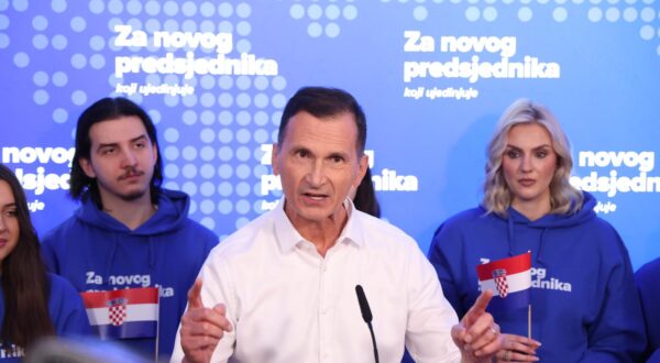 13.11.2024., Zagreb - Kandidat za predsjednika Republike Hrvatske prof.dr.sc. Dragan Primorac odrzao konferenciju za medije na kojoj je predstaviti slogan kampanje za nadolazece predsjednicke izbore. Photo: Matija Habljak/PIXSELL